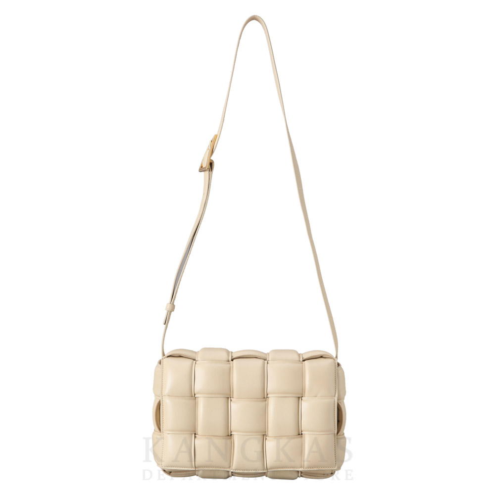 BOTTEGA VENETA(USED)보테가베네타 패딩 카세트 백